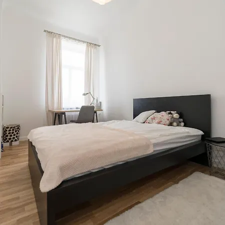 Families & Groups 3 Bedrooms Free Parking ריגה